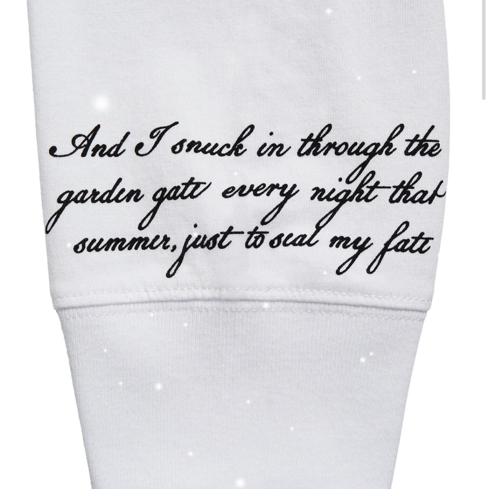 LOVER Lyrics emboldened on this Taylor Top SOLD OUT ON TAYLOR’s OFFICIAL WEBSITE - Picture 4 of 12
